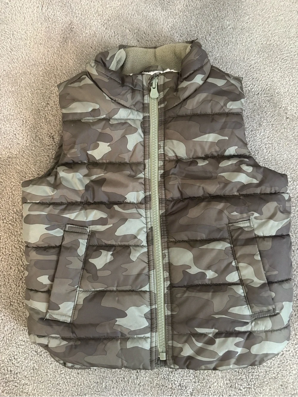 GAP Kids Camo Puffer Vest - Brown/Green